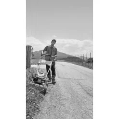 Tondeuse à Gazon Thermique Tractée Stihl RM 4 RTP 173 Cm³ -Promos Jardin Moteur Magasin AFD 140401