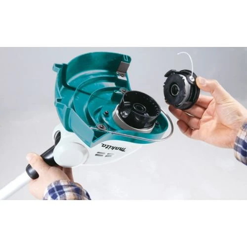 Coupe-herbe 18V Makita UR180DWE + 2 Batteries 1,5 Ah + Chargeur 3 Coupe-herbe 18V Makita UR180DWE + 2 Batteries 1,5 Ah + Chargeur – Image 3