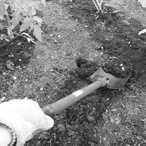 Pelle Pioche Pliante Mermier CAMPING Avec Manche Tout En Acier - 573101 2 Pelle Pioche Pliante Mermier CAMPING Avec Manche Tout En Acier - 573101 – Image 2